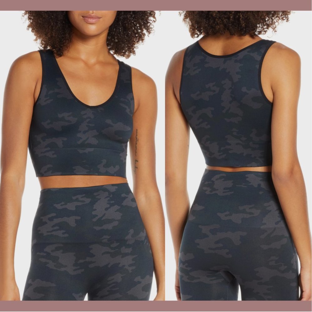 NWT $55 SPANX [ XS ] Look at Me Now Seamless‎ Crop Top in Black Camo
